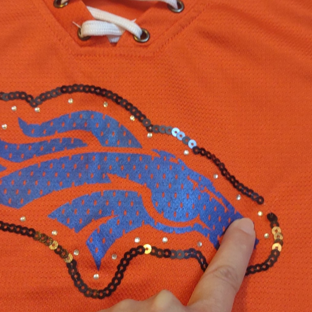 GIFTED! Ladies Broncos Top - Picture 3 of 5
